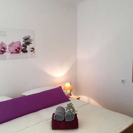 Apartments Tamara Orebić Екстериор снимка